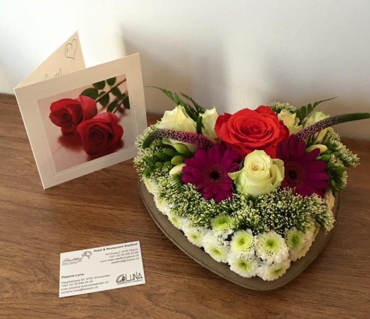 Hotel & Restaurant Stadthof 글라루스 외부 사진
