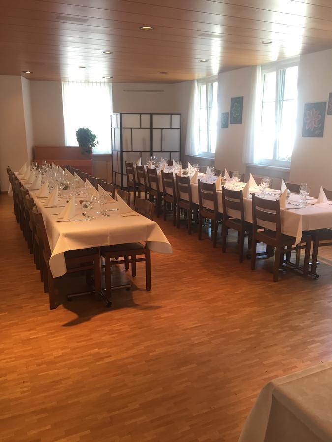 Hotel & Restaurant Stadthof 글라루스 외부 사진
