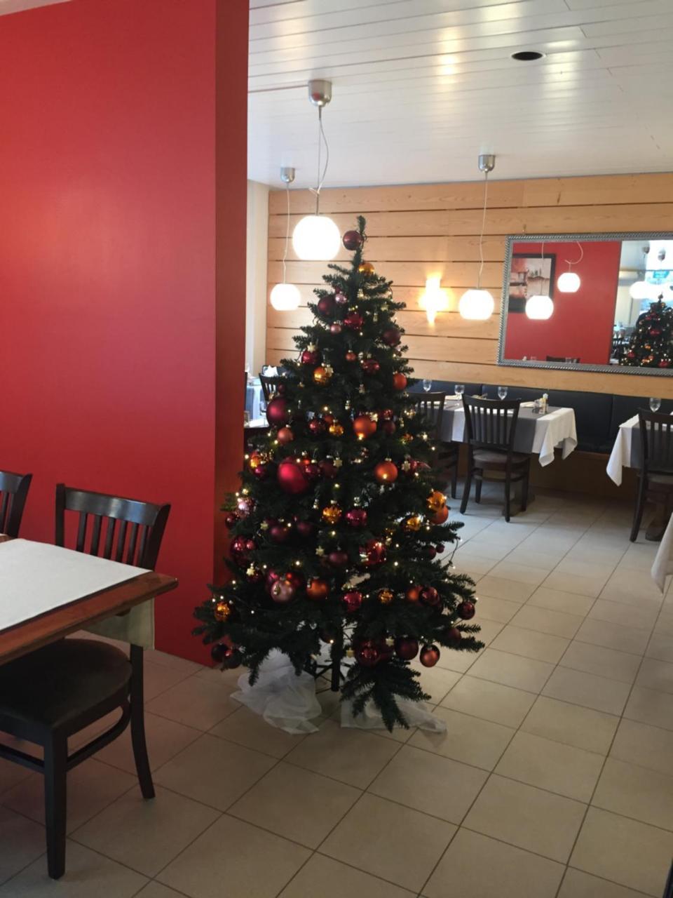 Hotel & Restaurant Stadthof 글라루스 외부 사진